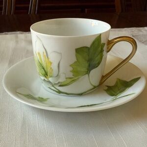 Yukiko Hanai Marui Japan fine porcelain tea cup & saucer set